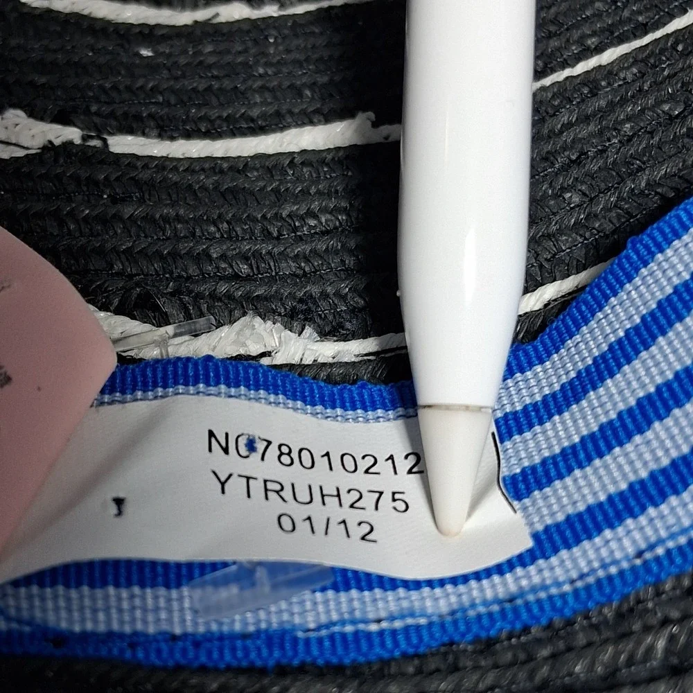 Juicy‎ Couture Black White Striped Straw Cloche Hat Blue Crown Pin YTRUH275 2012